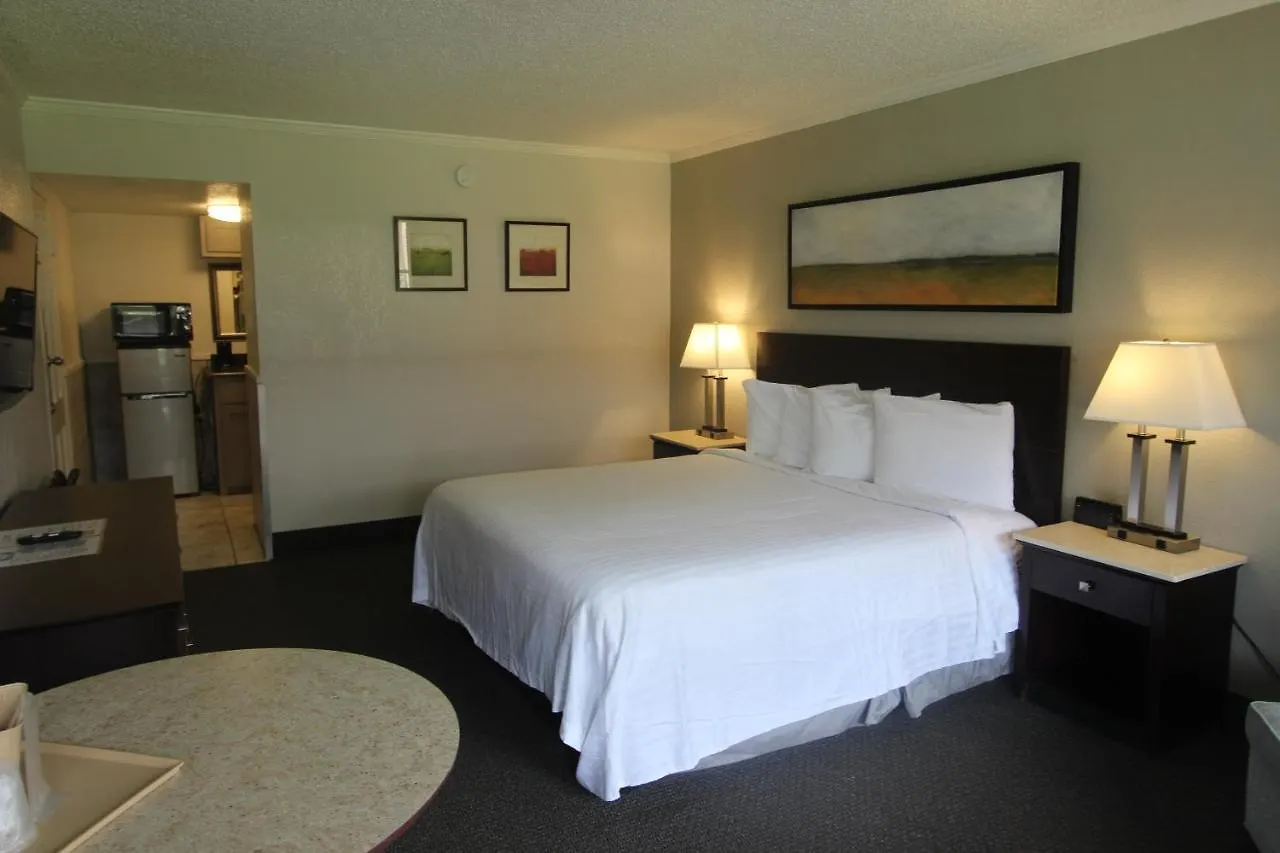 At Home Inn - Pensacola