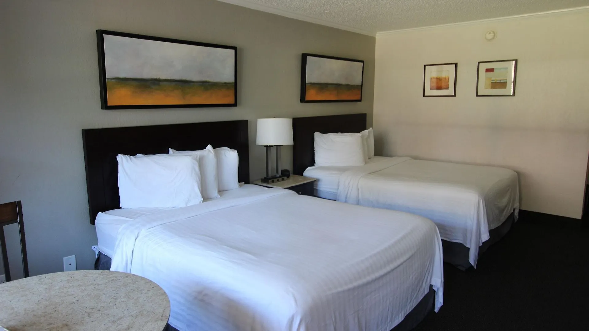 At Home Inn - Pensacola