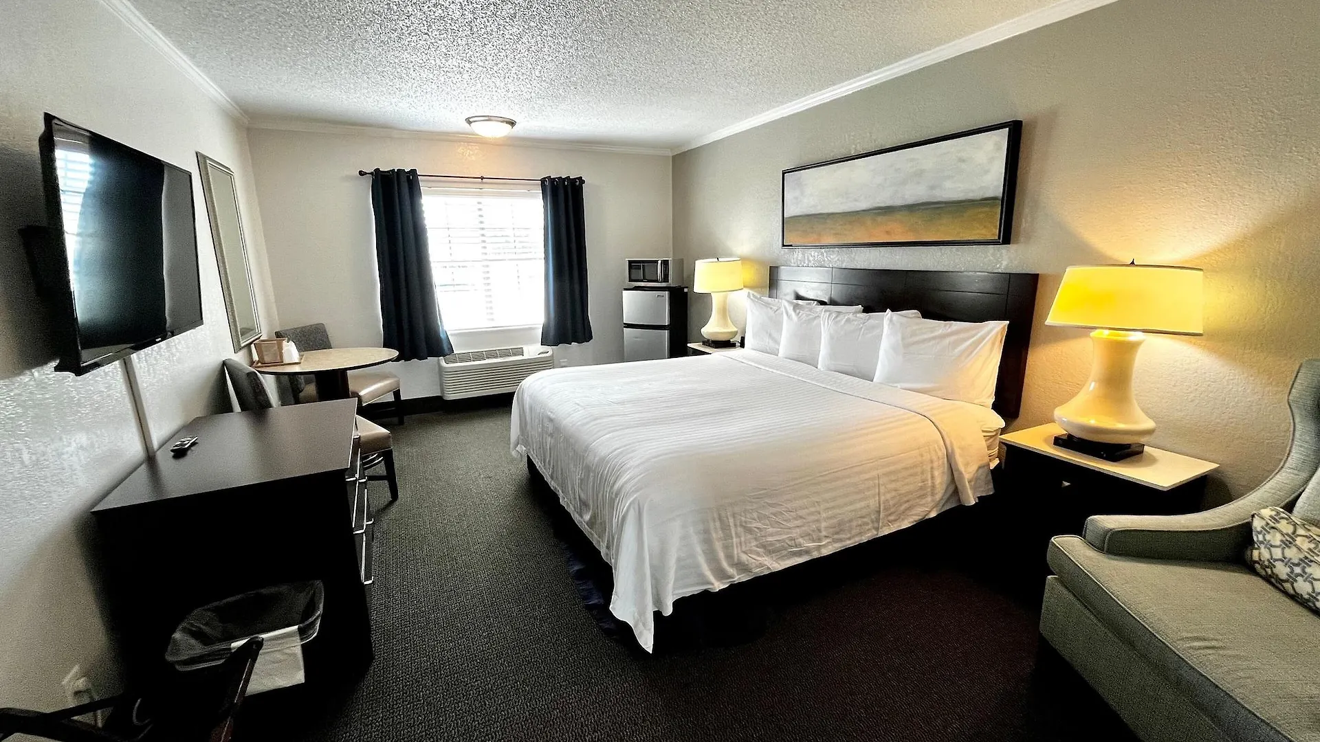 At Home Inn - Pensacola Motel